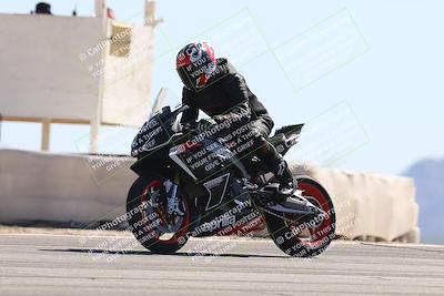 media/Oct-13-2025-Moto Forza (Mon) [[a66d839500]]/3-B Group/Session 4 (Turn 9)/